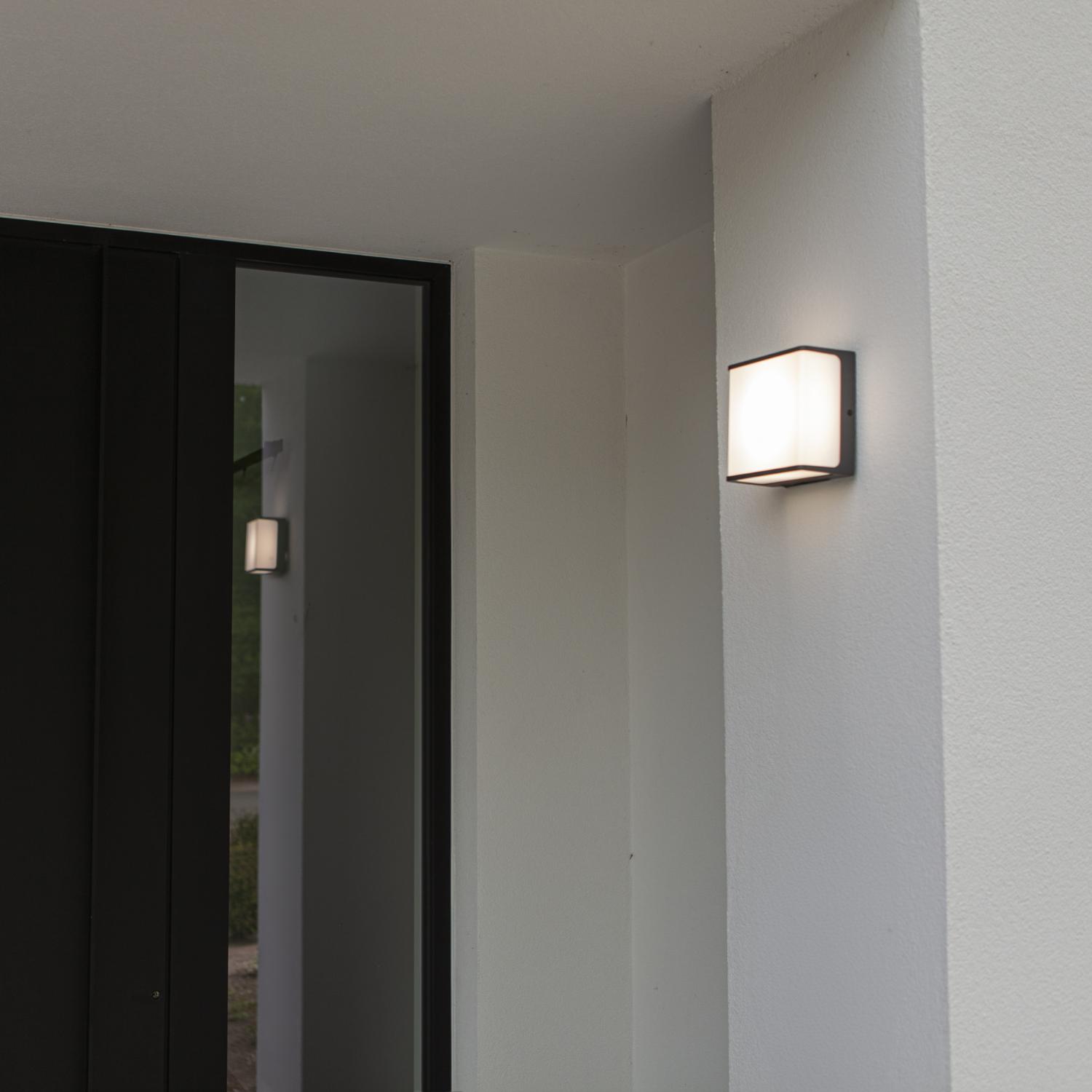 Doblo - Mains-Powered Wall Light - Aluminium - Dark Grey