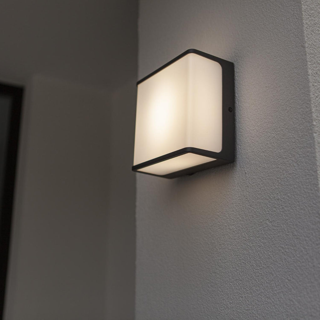 Doblo - Mains-Powered Wall Light - Aluminium - Dark Grey