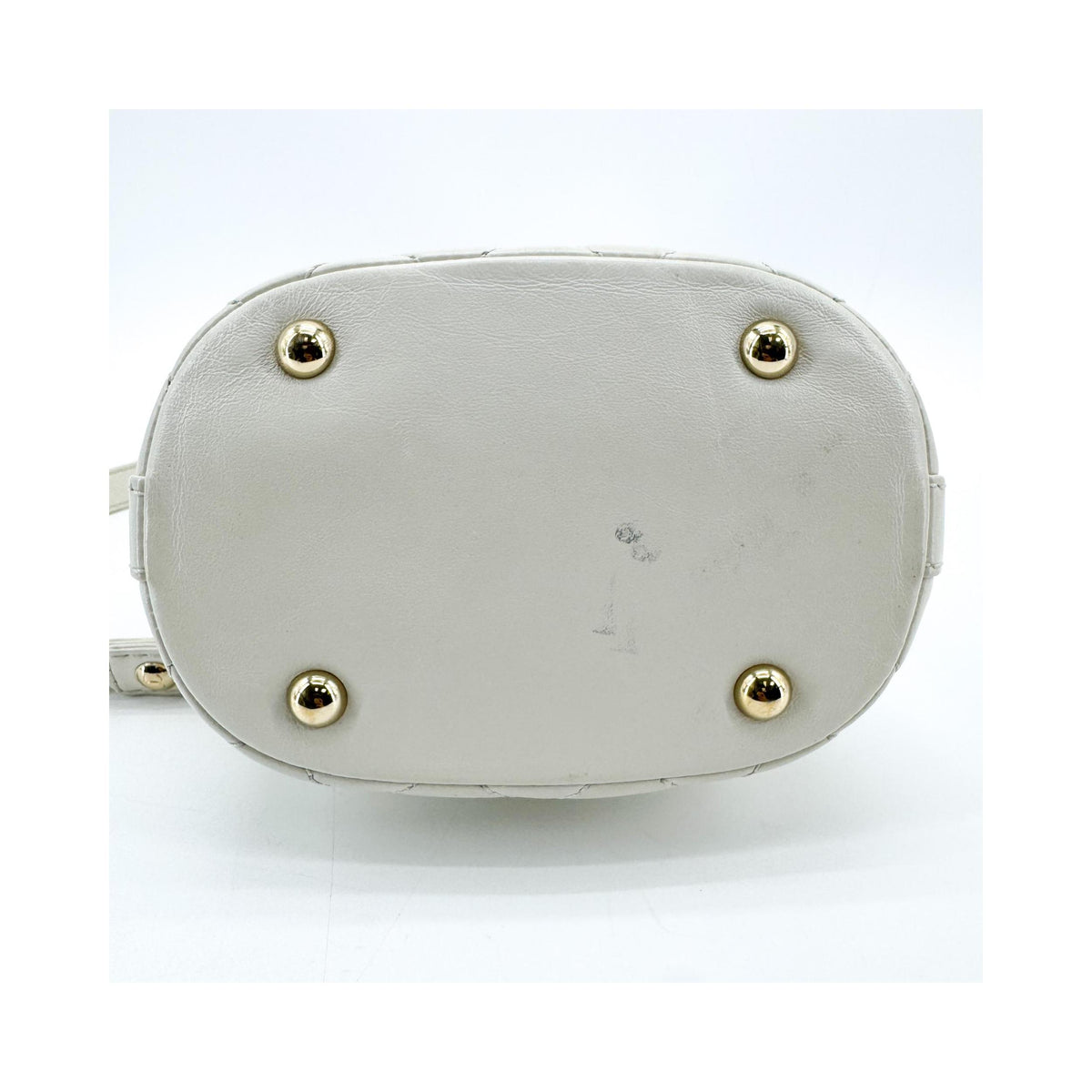 Sac Porté Épaule Chanel Cc Lock Flap Bucket Small Cuir - Blanc