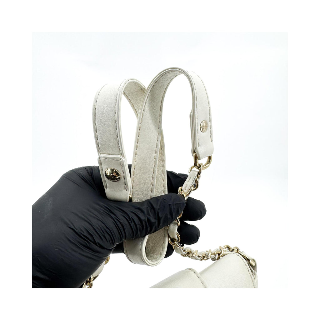 Sac Porté Épaule Chanel Cc Lock Flap Bucket Small Cuir - Blanc