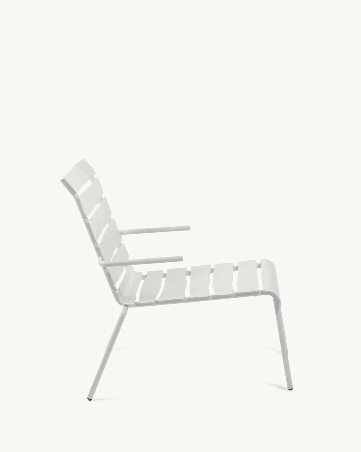 Aligned - Chaise Basse - Aluminium - Blanc