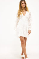 Robe Courte En Mousseline Brodée À Manches Longues Blanc