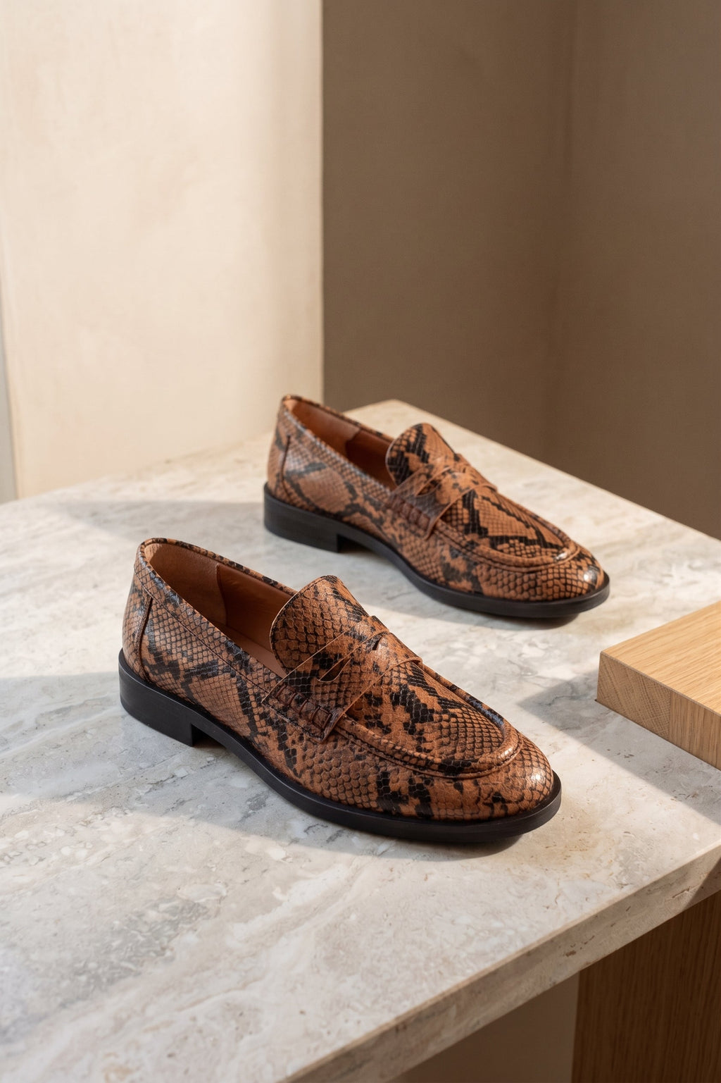 Emilia Loafers - Tan