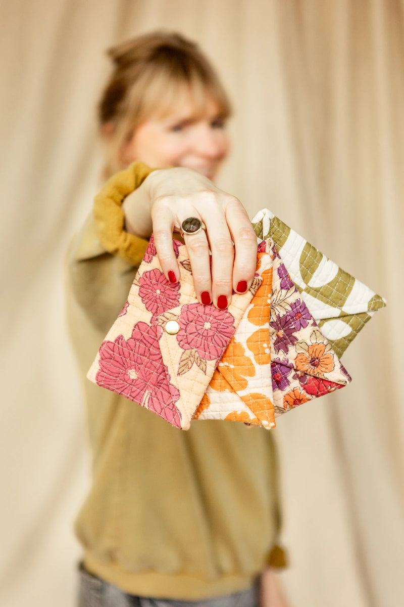 Enveloppe Ravi "Bloom" - Macadamia