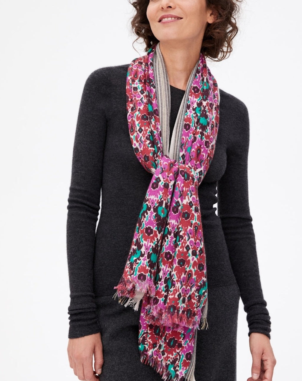 Estola Jacquard e Impresión Ispahan - Multicolor
