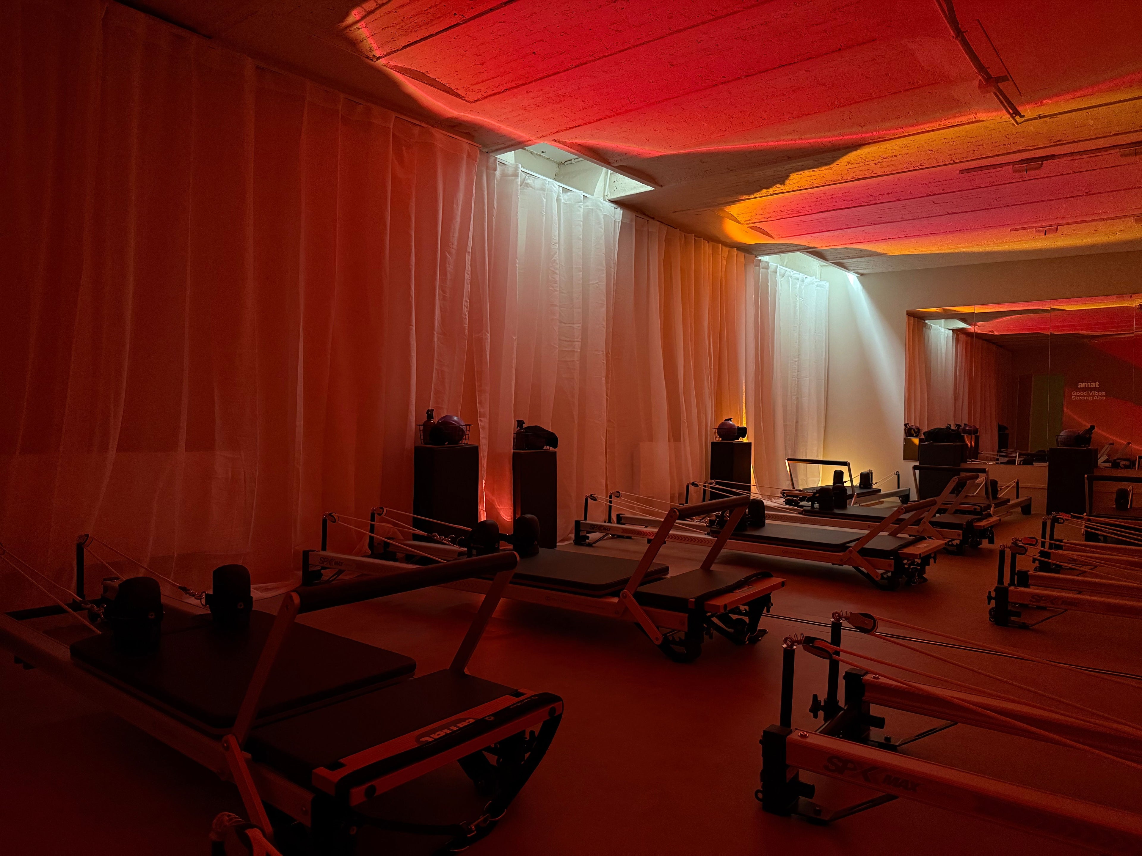 Maison Amat - Pack 5 Reformer Pilates Classes