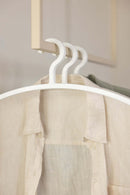 Kleiderbügel FAY de diseño moderno y de alto diseño, ideal para resaltar la ropa.