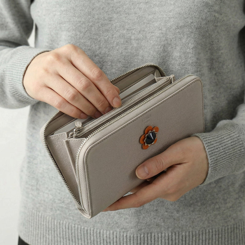Fendi Beige Leather Zipped Wallet