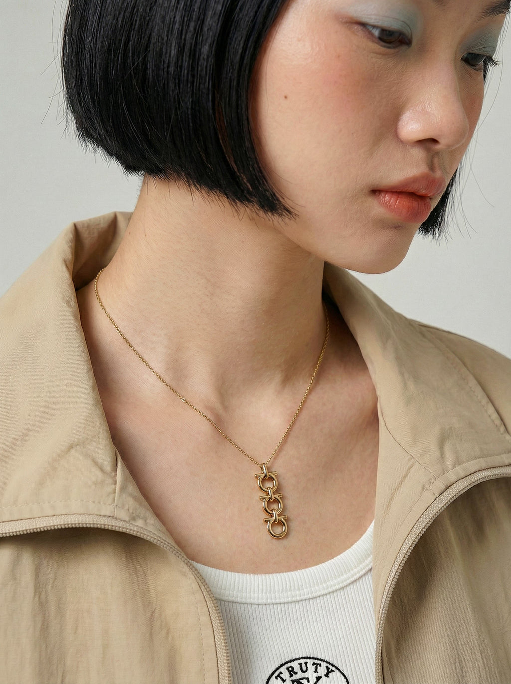 Collier Salvatore Ferragamo Vintage Gancini En Laiton