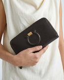 Cartera Salvatore Ferragamo Zippy de piel