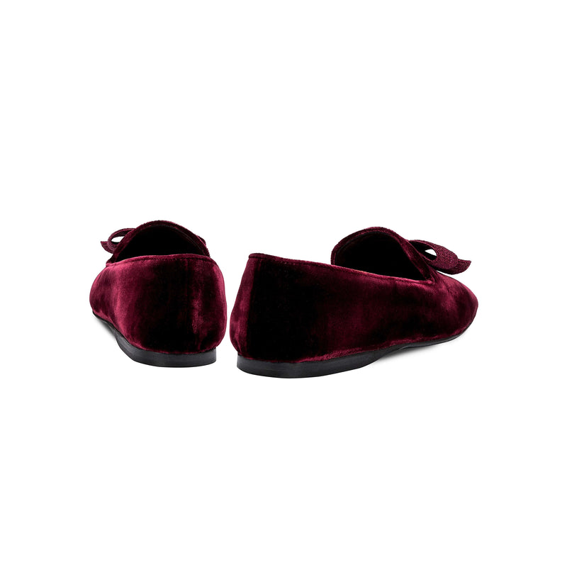 Back view of Fiocco Burgundy Flat Moccasins with velvet finish and embroidered bow, showcasing chic autumn style.