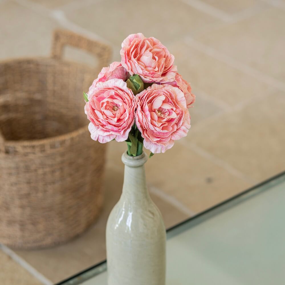 Camélia En Papier Rose Pâle