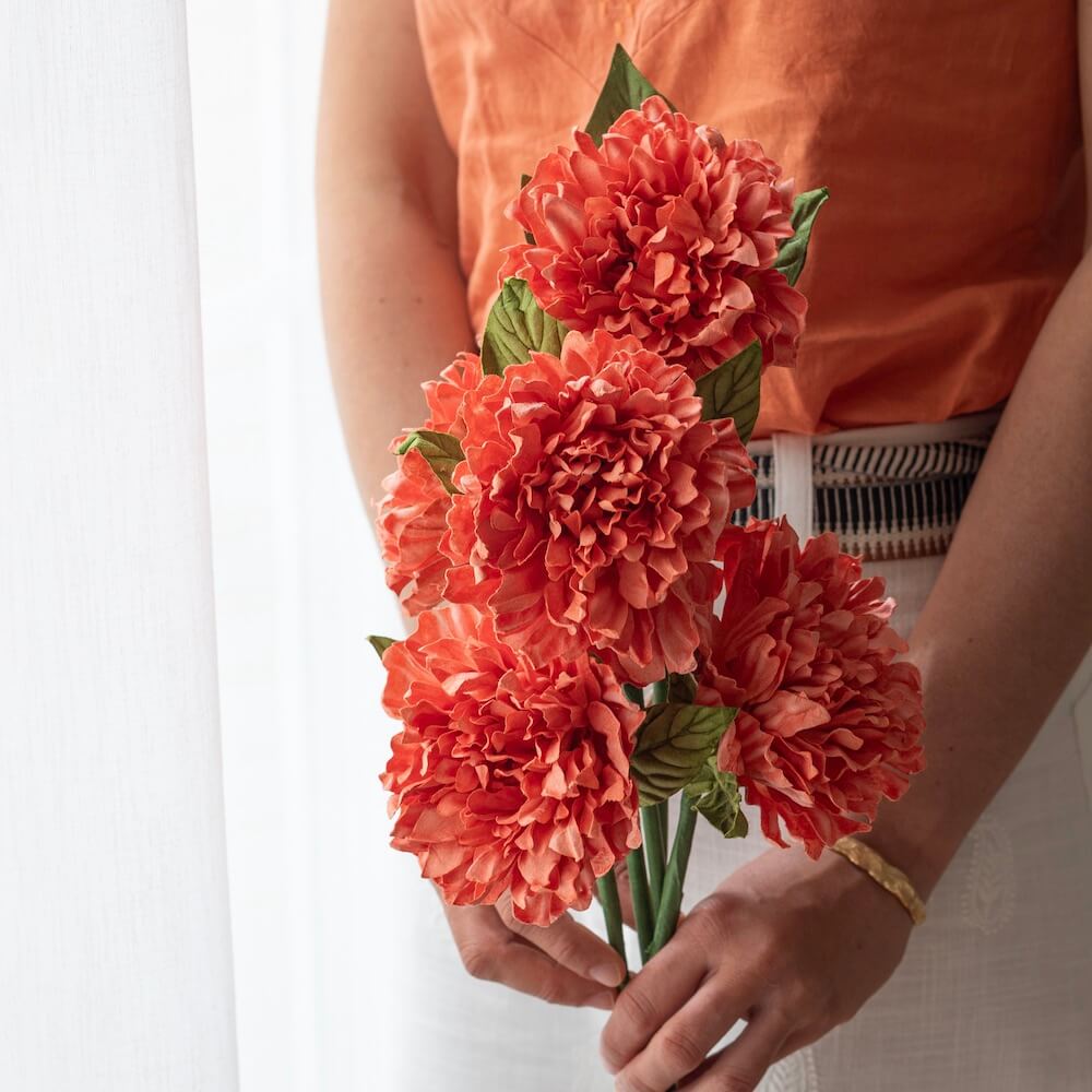 Dahlia En Papier Grenade