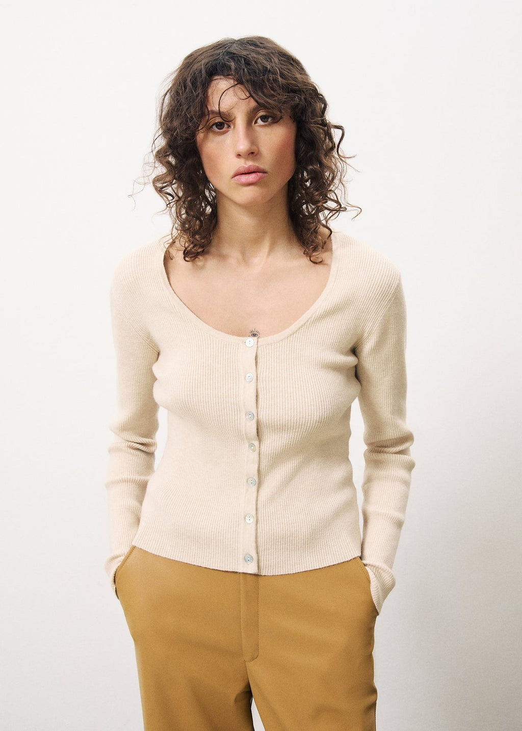 Sweter Ainoa - Kremowy