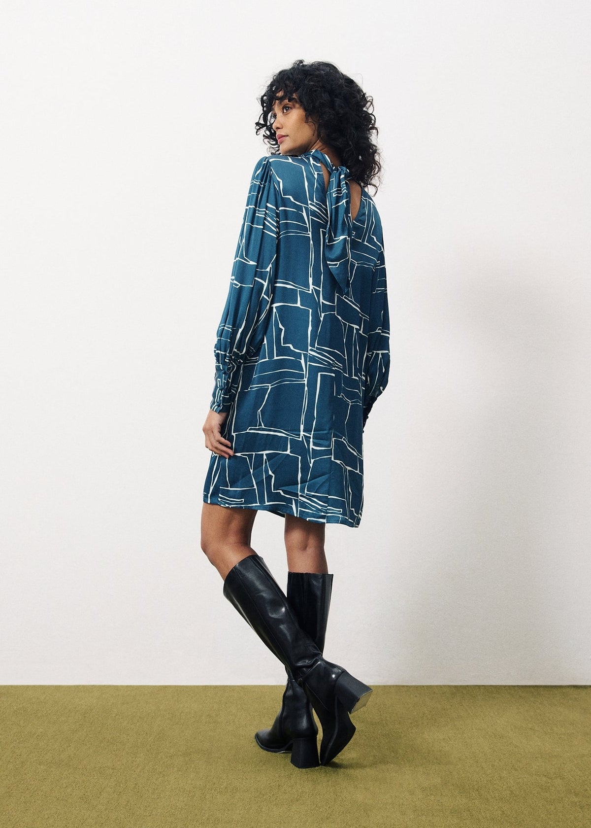 Robe Calandra - Stones
