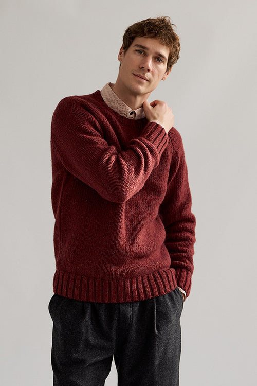 warm men’s knit with colourful neps