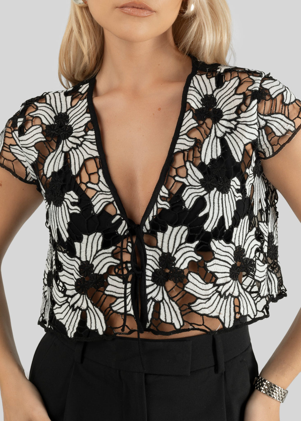 Top Liv Lace Sheer