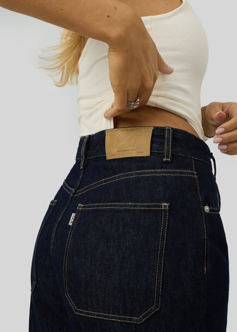 Jean Knox Relaxed Straight - Dark Wash