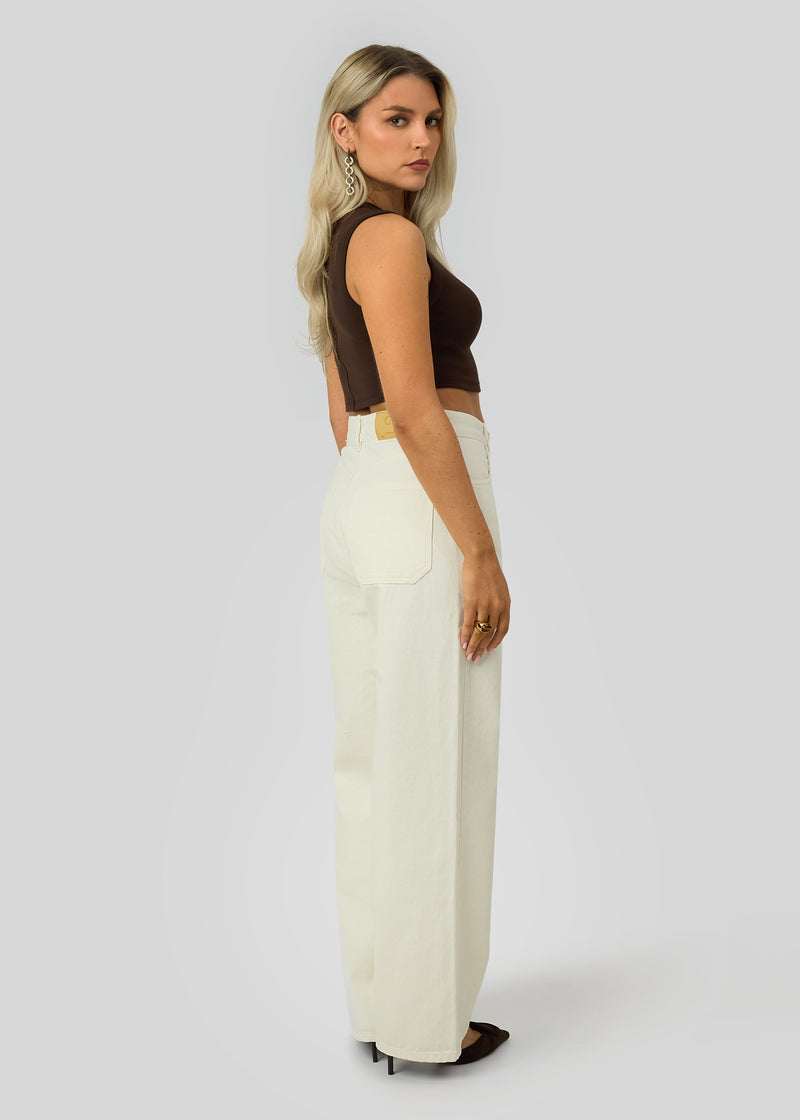 Top Kurt High-Neck Cropped Tank - Brown