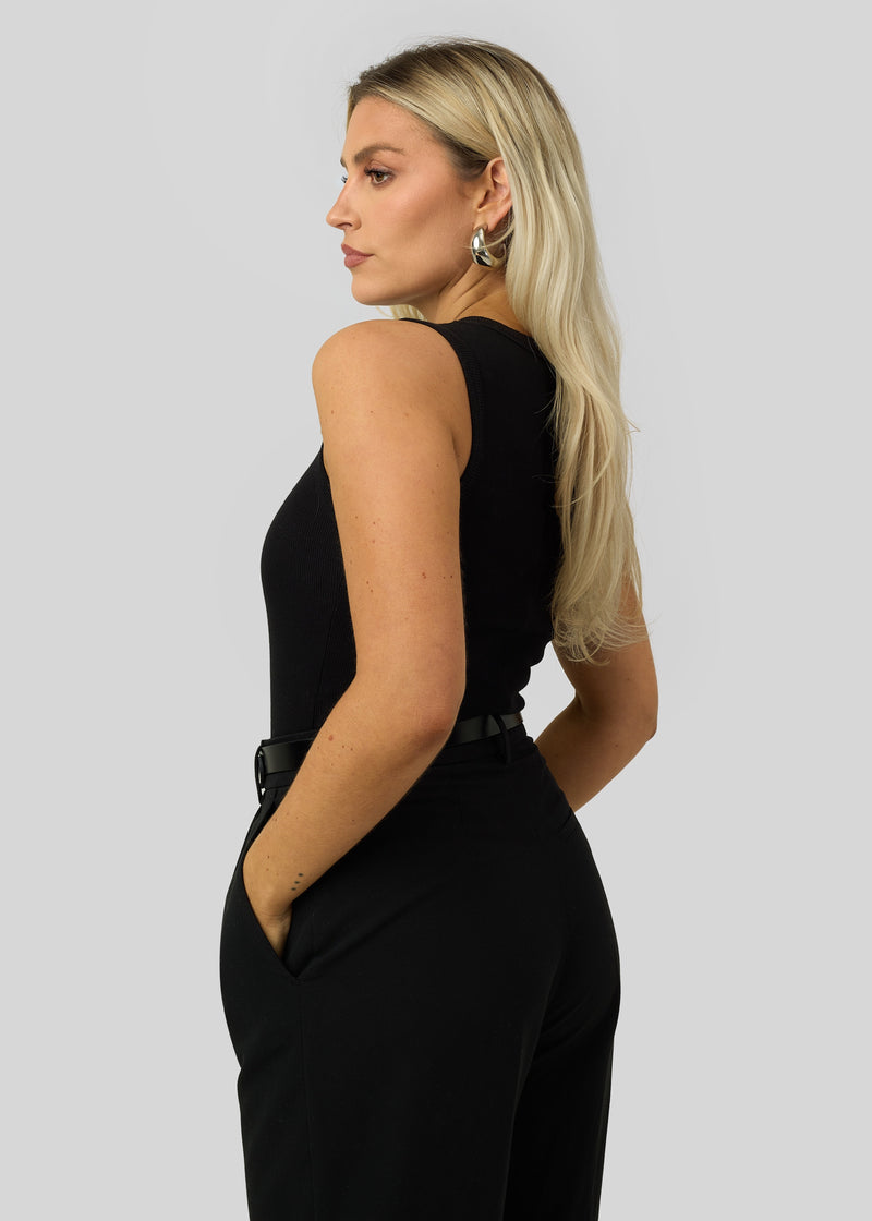 Top Kurt High-Neck Tank - Black