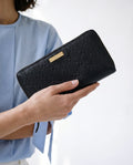 Gucci Zippy Long Wallet In Black Leather Guccissima