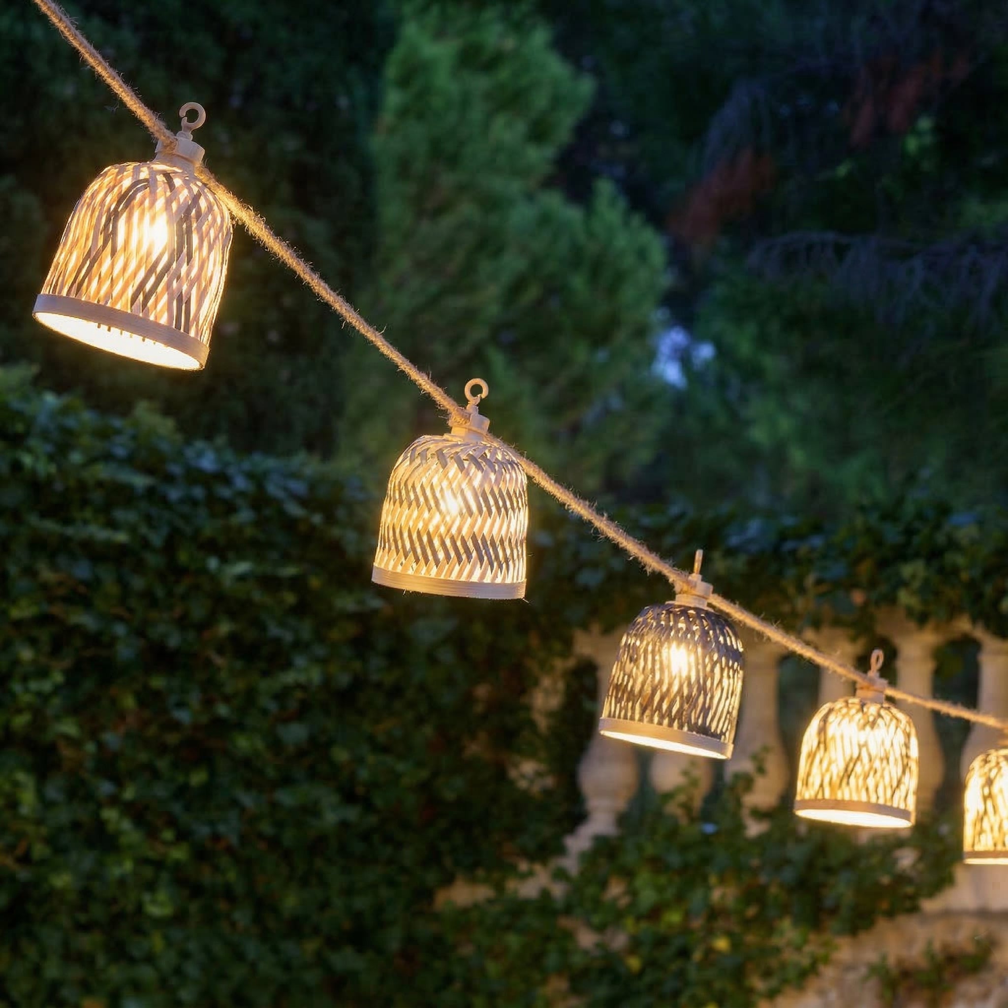 Lina - Hybrid Solar Garland - Bamboo - Beige