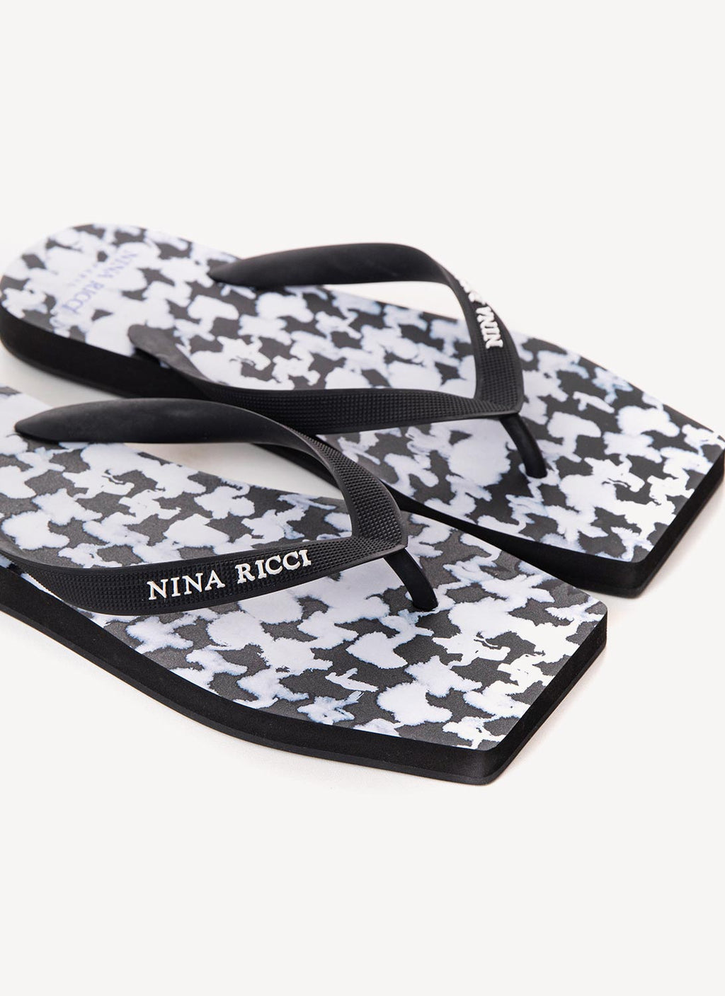 Nina Ricci - Sandals - Black - Women