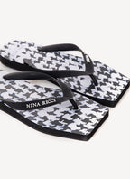 Nina Ricci - Sandals - Black - Women