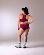 woman wearing hastko seamless sports shorty SHORTY N°19 #color_tuscany-bordeaux