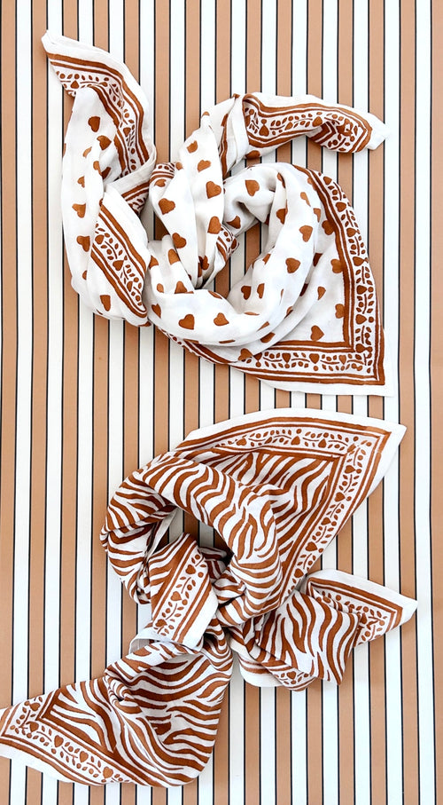 Foulard Adulte Zèbre Camel 100Cm