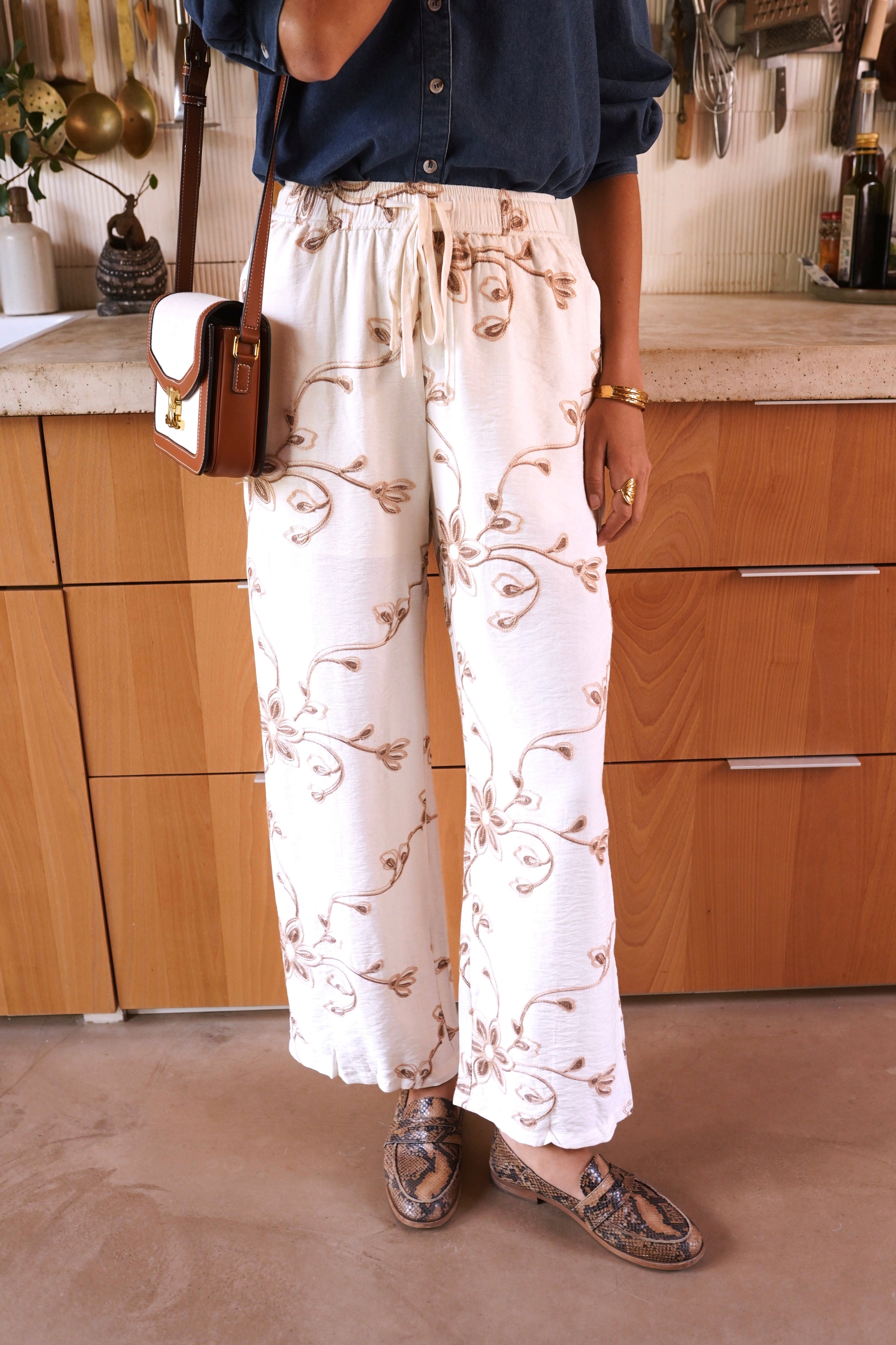 pantalones isana