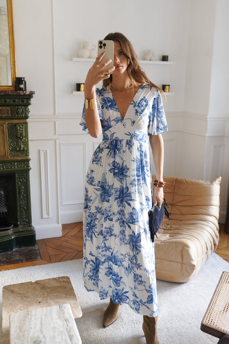 Robe Anong
