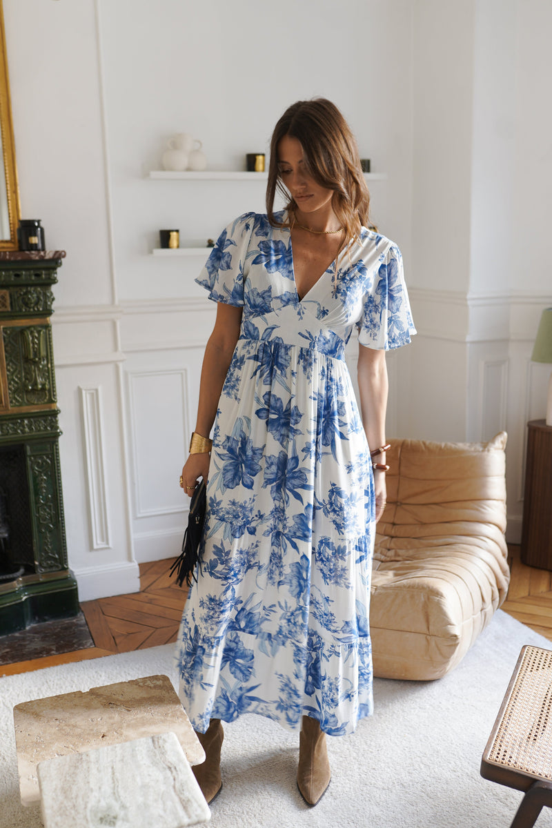 Robe Anong