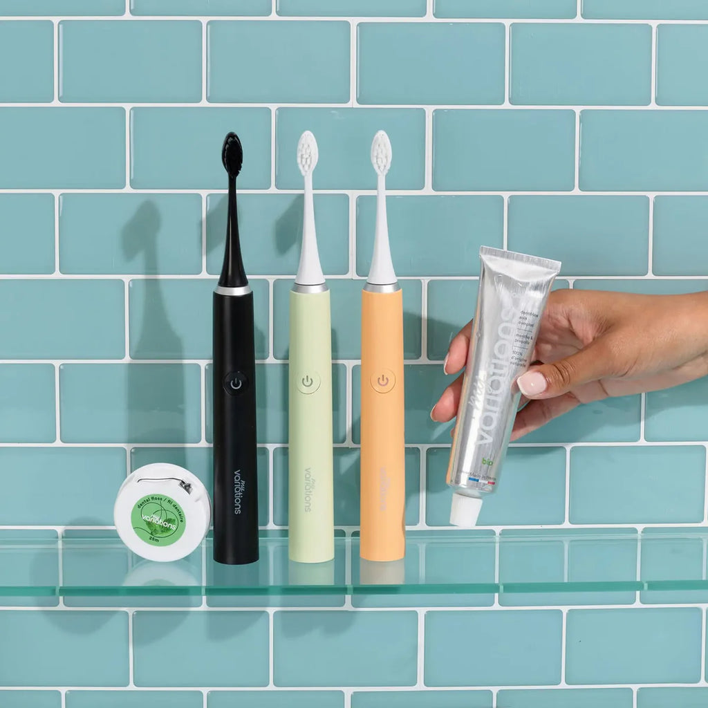 Green Brush + Case + Support