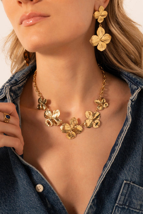 Syrine necklace