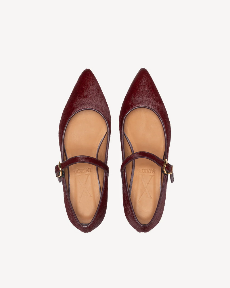 Bailarina Mercedita Burdeos Pelo Becerro