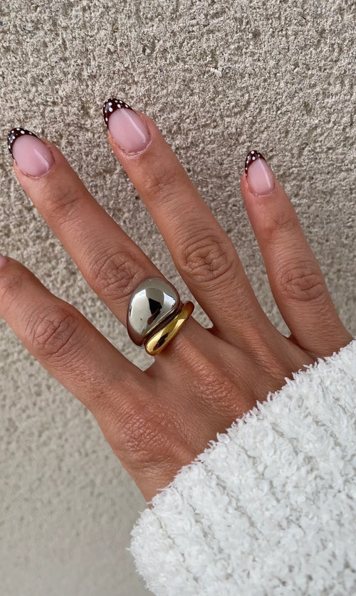Chunky Embrace Ring