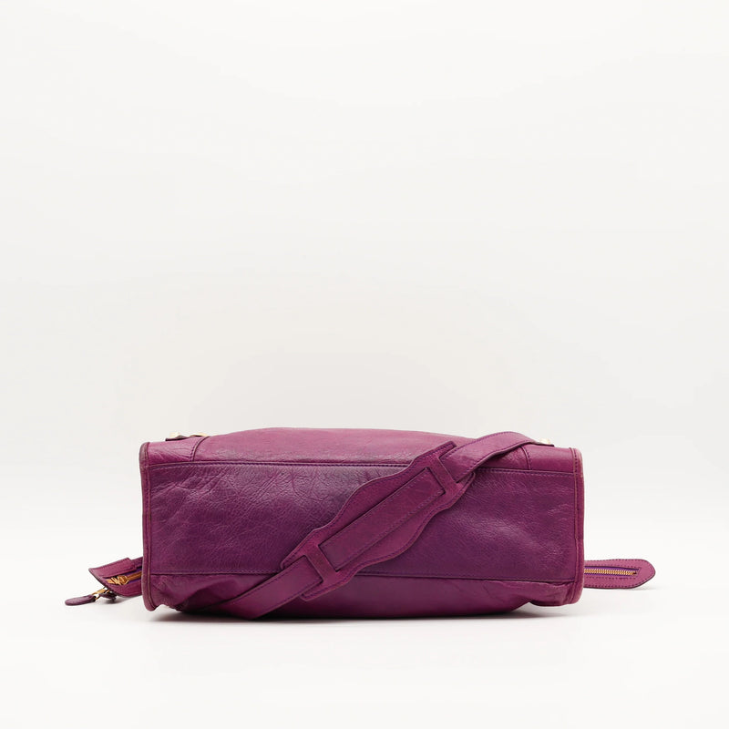 Le City Balenciaga Violet