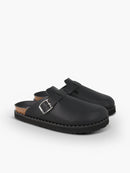 Zuecos negros con tachuelas veganas Riva