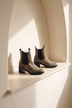 Botas Inma gris topo nutria