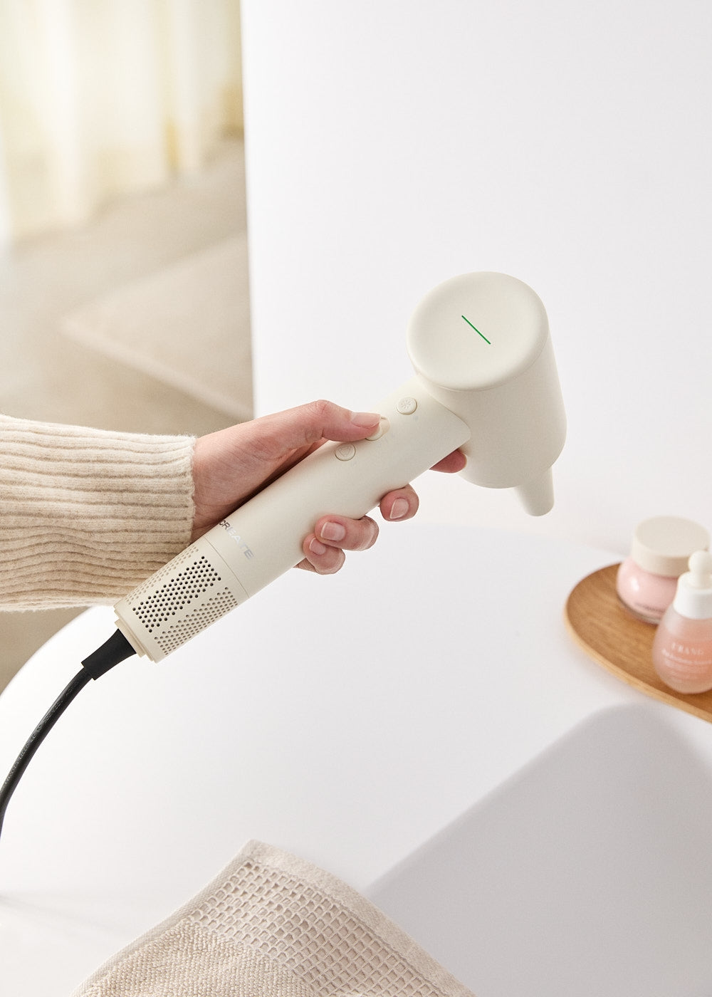 Ion Styler - 1800W Ionic Hair Dryer - Off-White