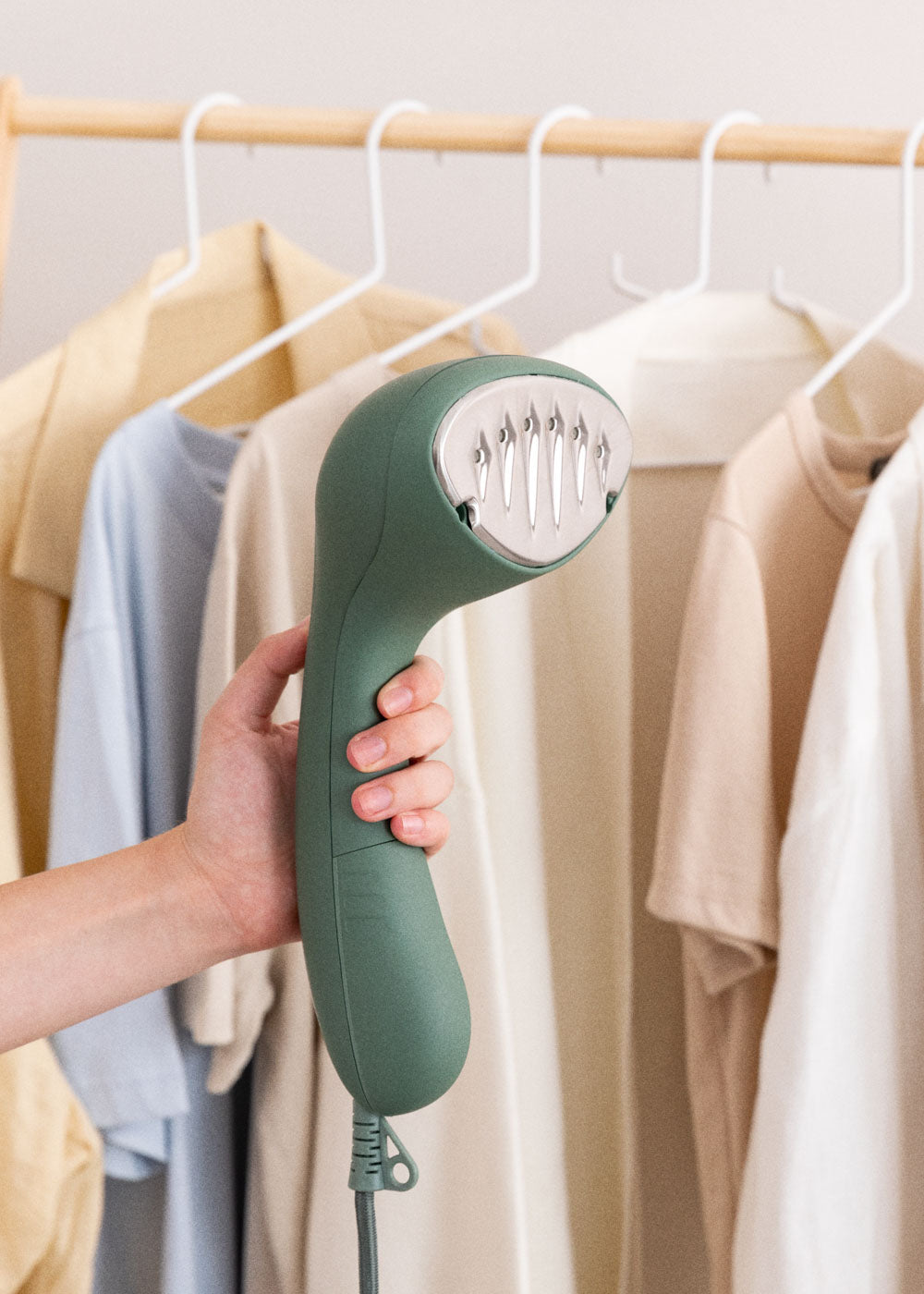 Iron Up - Vertical Steam Iron - Sage Green