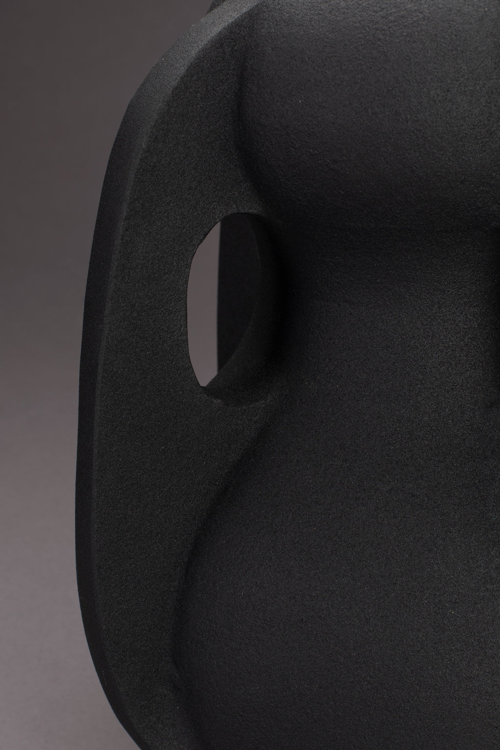 Thiago L - Vase - Aluminum - Black