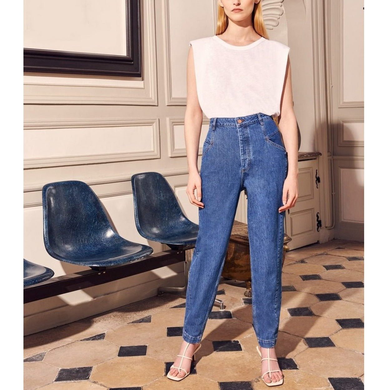 Nicola High-Waist Jean - Denim V-345 - Women