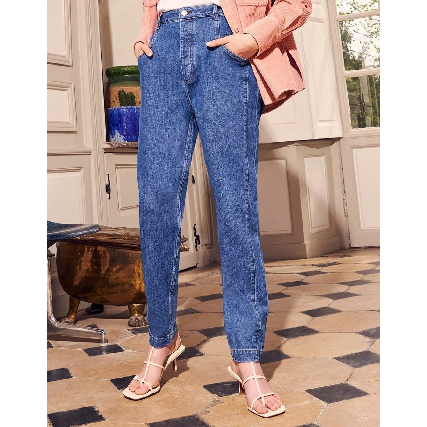 Nicola High-Waist Jean - Denim V-345 - Women