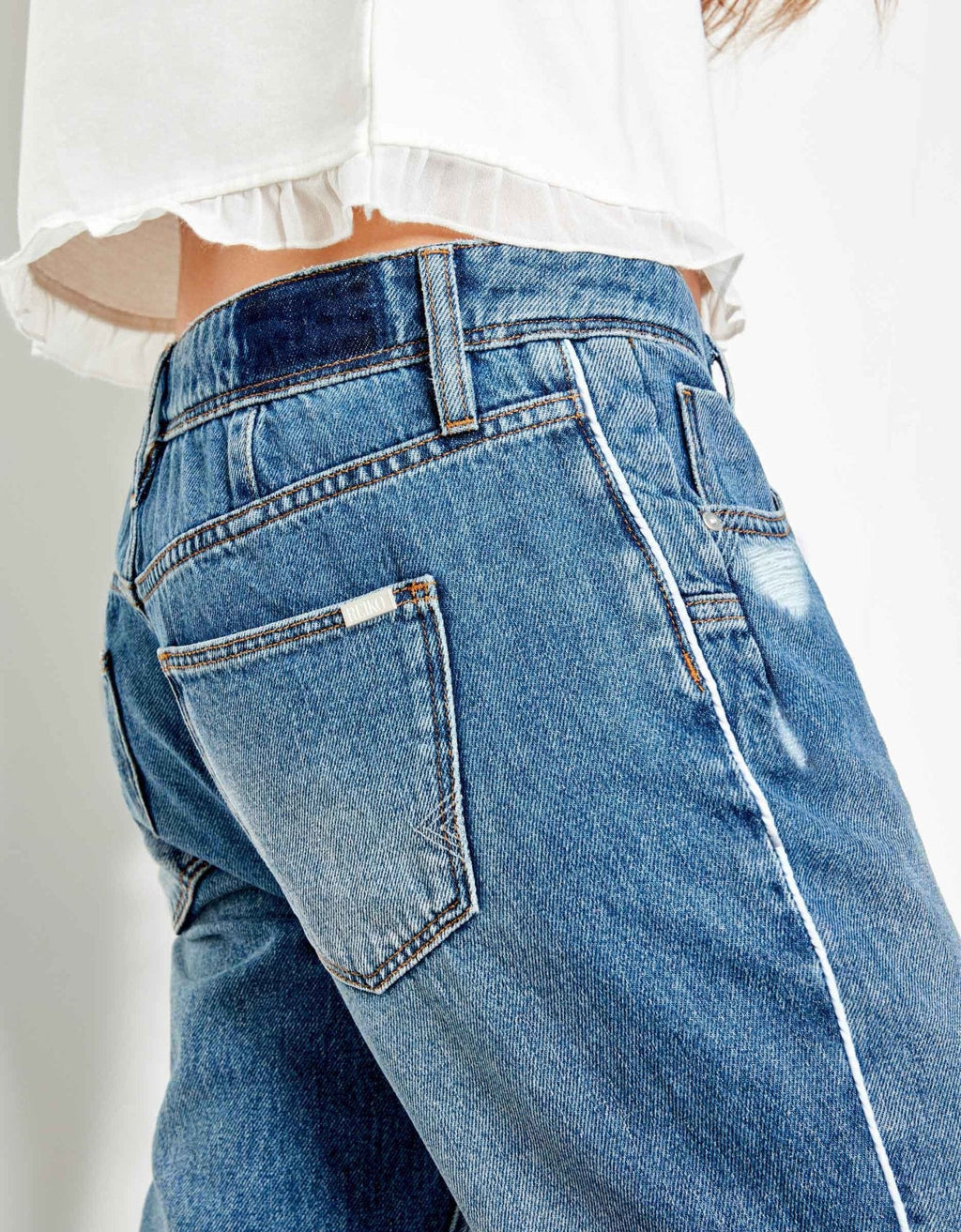 Reiko - Jean Nina Piping - White Dnm B-27