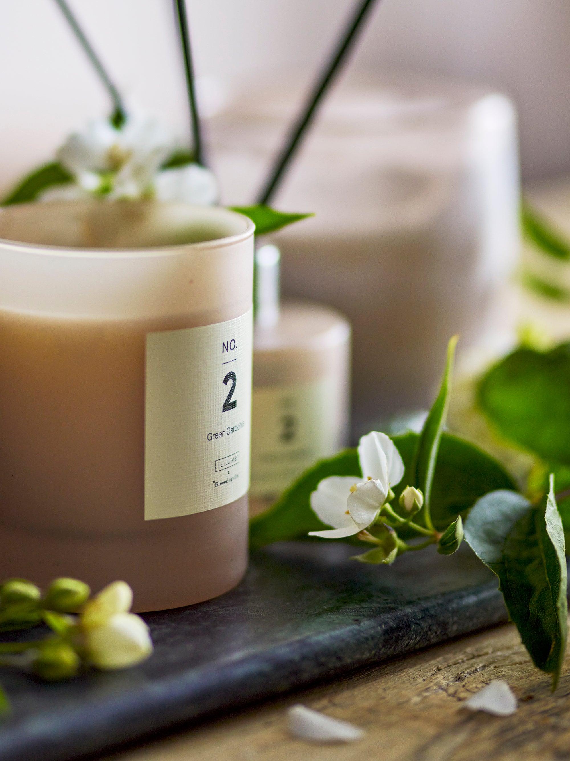 No. 2 - Green Gardenia - Vela Perfumada - Rosa Empolvado - Cera Natural