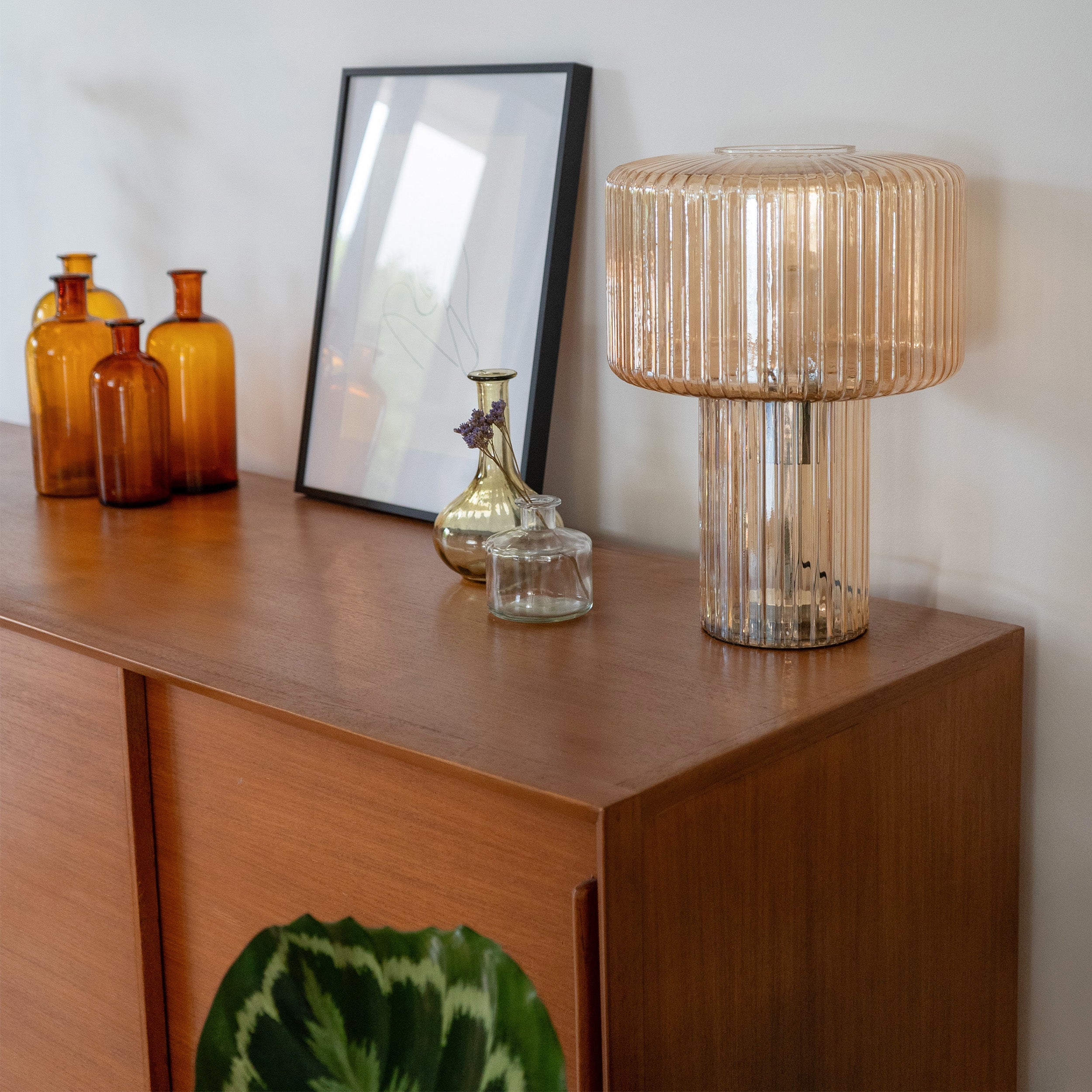 Verra - Fluted Glass Table Lamp
