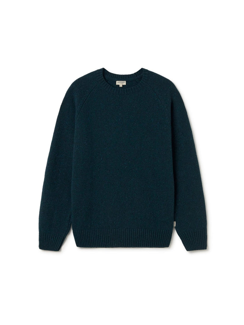 Sustainable men’s green wool sweater
