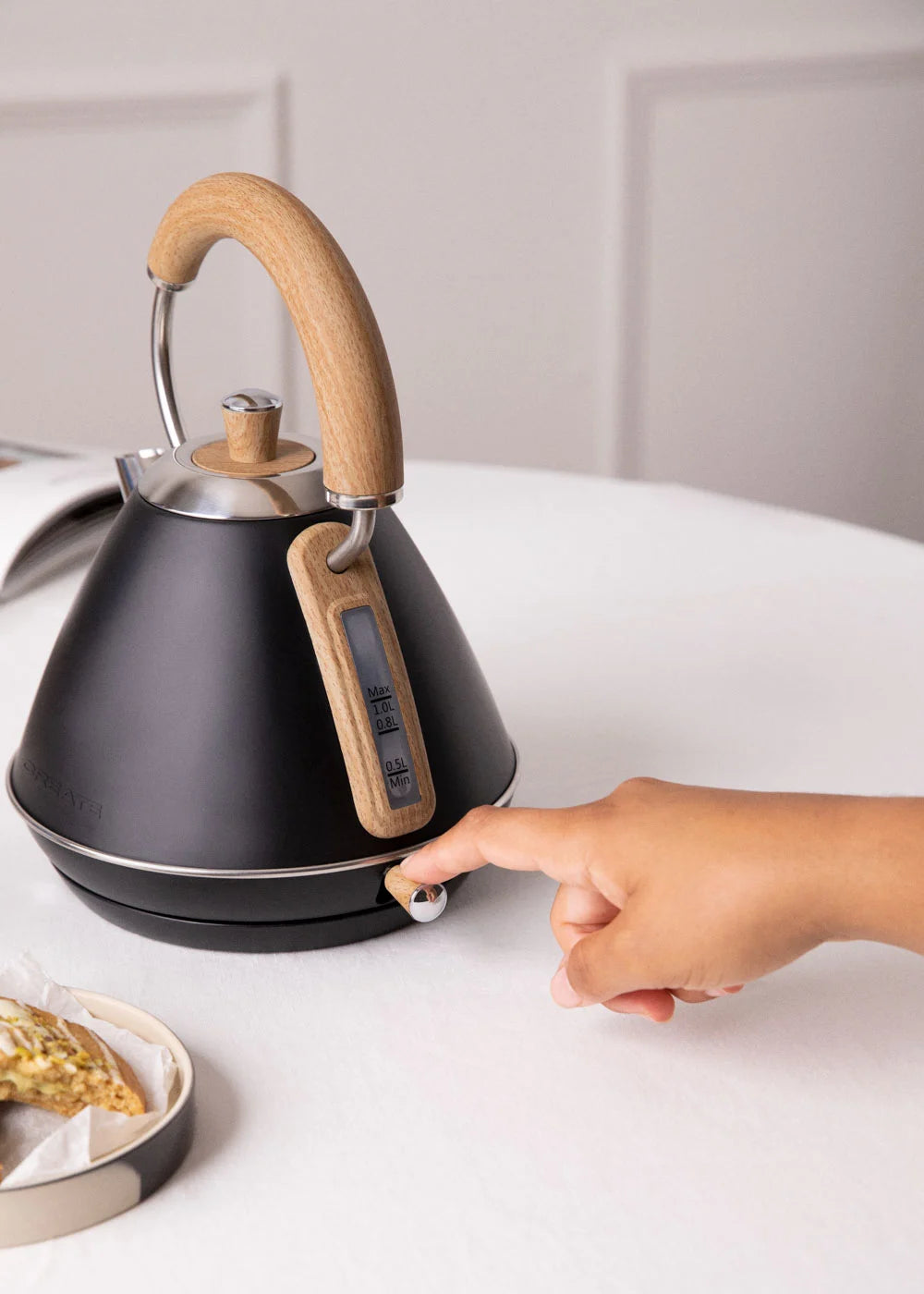 Retro Kettle - Electric Kettle - 1 L - Black